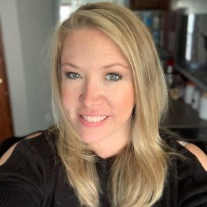 Meet your Posher, Lorrayne